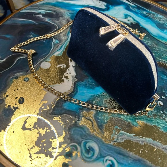 Dior shoulder bag with gold chain / NIB - Picture 11 of 13